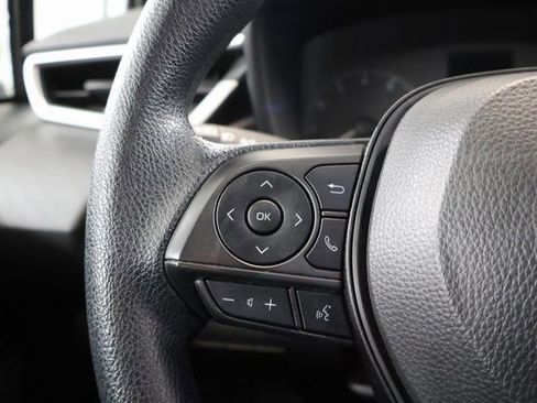 Used 2024 Toyota Corolla LE image 18