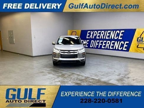 Used 2024 Mitsubishi Outlander Sport ES AWD/4WD image 3