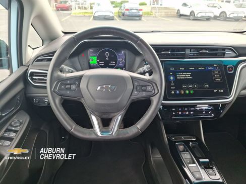 Used 2023 Chevrolet Bolt LT FWD image 10