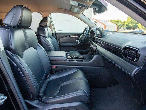 Used 2025 Honda Pilot EX-L image 21