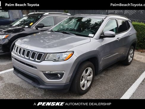 Used 2018 Jeep Compass Latitude w/ Popular Equipment Group FWD image 1