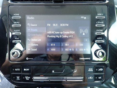 Certified 2022 Toyota Prius LE AWD/4WD image 28