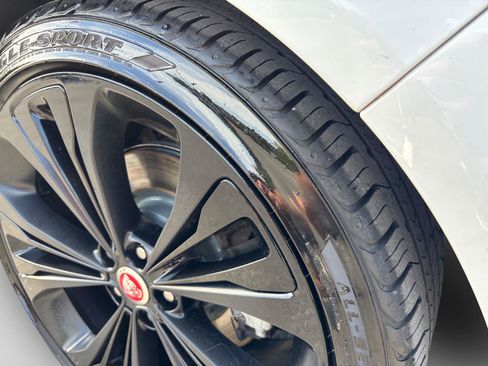 Used 2021 Jaguar XF R-Dynamic SE AWD/4WD image 56