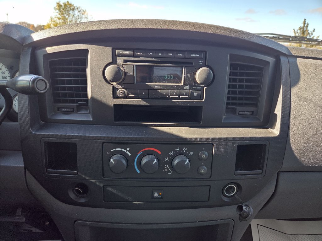 Used 2009 Dodge Ram 2500 Truck SXT AWD/4WD image 22