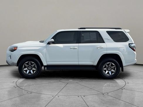 Certified 2024 Toyota 4Runner TRD Off-Road Premium w/ Moonroof Package AWD/4WD image 3