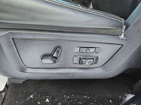 Used 2014 RAM 1500 Laramie w/ Convenience Group image 17