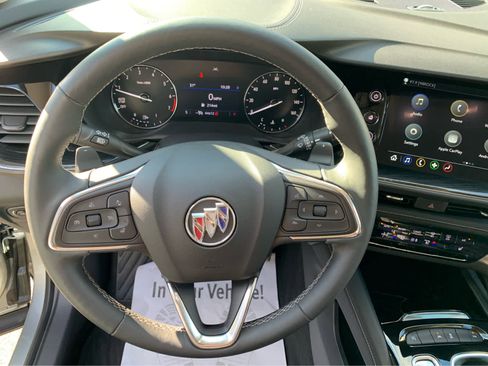 Used 2023 Buick Envision Preferred image 15