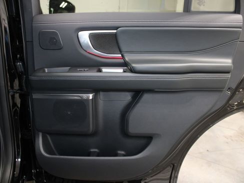 New 2026 Ford Expedition Platinum w/ Stealth Performance Package AWD/4WD image 37