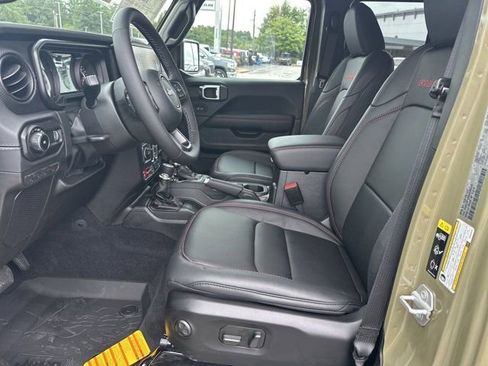 New 2025 Jeep Wrangler Rubicon w/ XTREMEE 35" Tire Package image 9