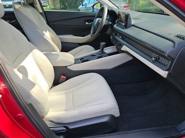 Certified 2023 Honda Accord EX image 15