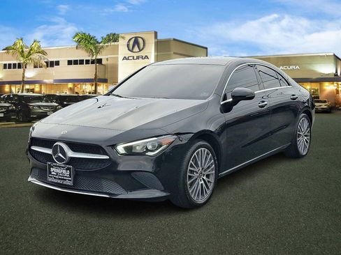 Used 2023 Mercedes-Benz CLA 250 4MATIC image 3