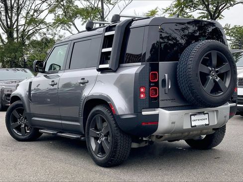 Certified 2023 Land Rover Defender 110 SE AWD/4WD image 11