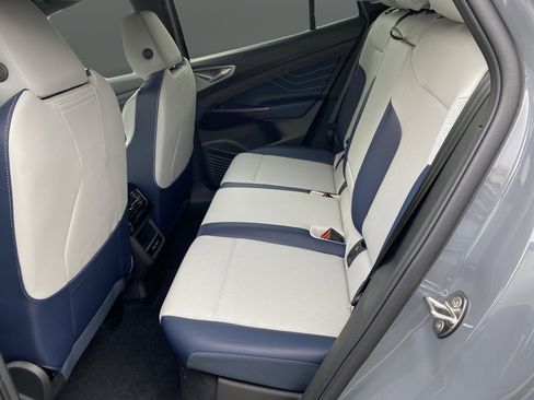 New 2025 Volkswagen ID.4 Pro S AWD/4WD image 29