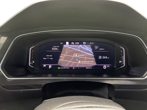 Used 2022 Volkswagen Tiguan SEL R-Line image 22