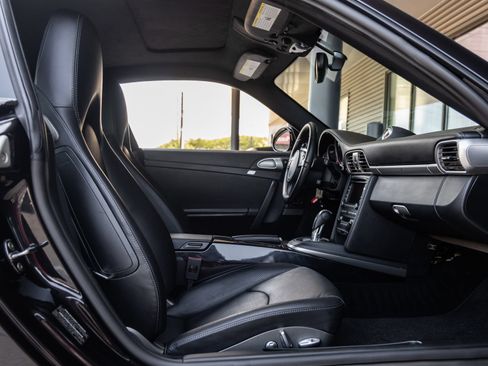 Used 2013 Porsche 911 Turbo AWD/4WD image 40