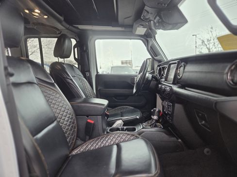 Used 2021 Jeep Wrangler Unlimited Sahara image 26