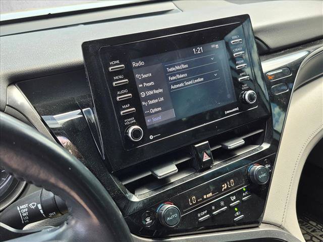 Used 2022 Toyota Camry SE FWD image 12