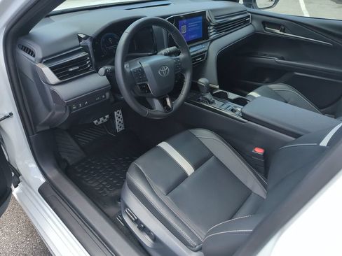 Used 2026 Toyota Camry SE w/ Convenience Package FWD image 10
