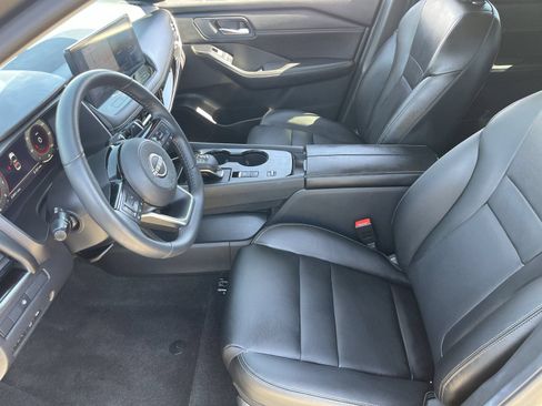 Certified 2024 Nissan Rogue SL w/ SL Premium Package FWD image 21