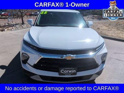 Used 2025 Chevrolet Blazer LT AWD/4WD image 2