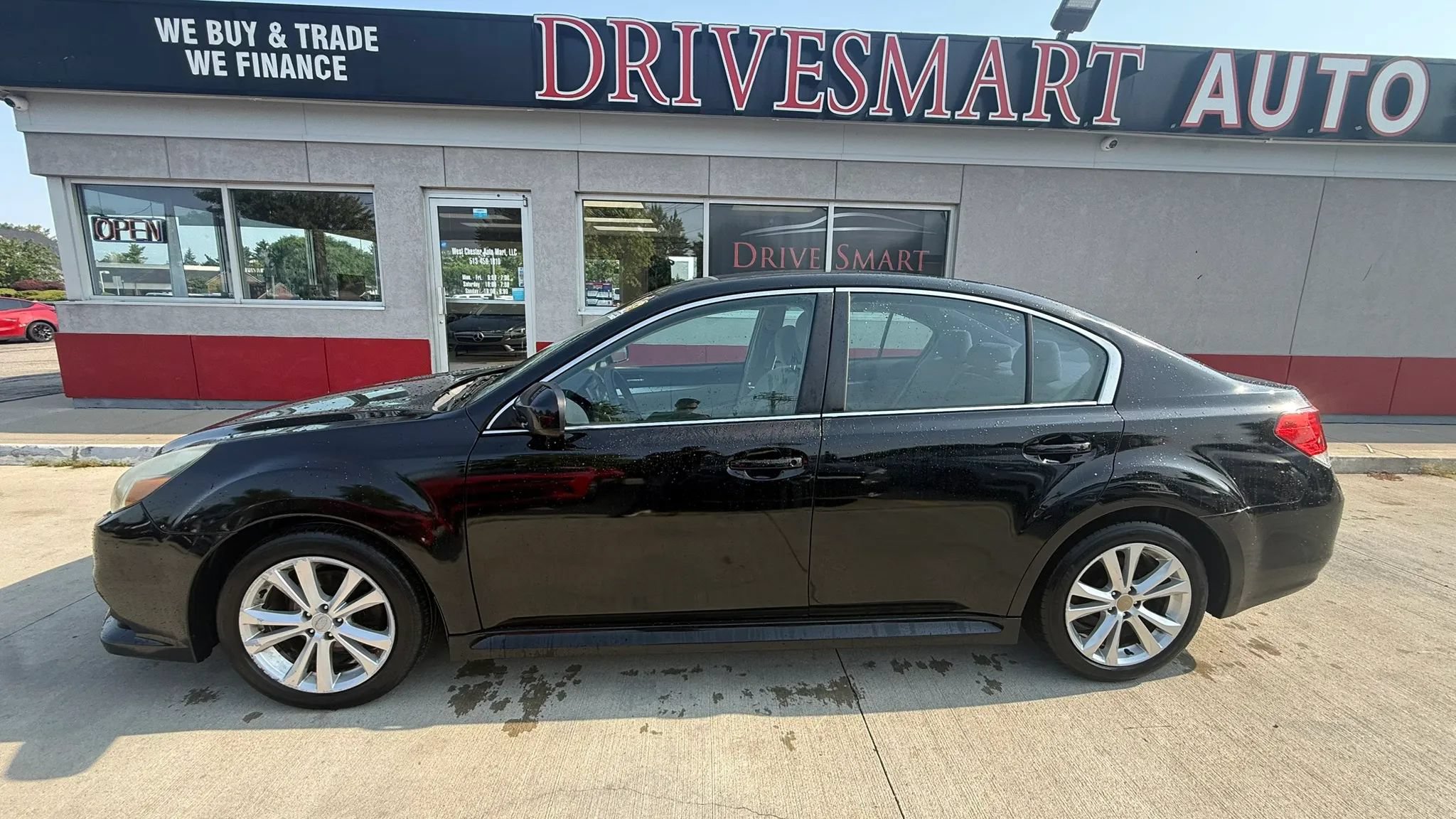 Used 2013 Subaru Legacy 2.5i Premium w/ All-Weather Pkg AWD/4WD image 5