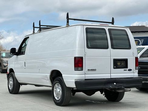 Used 2010 Ford E-350 and Econoline 350 Super Duty RWD image 5