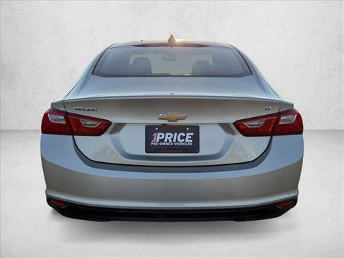 Used 2016 Chevrolet Malibu LT image 6