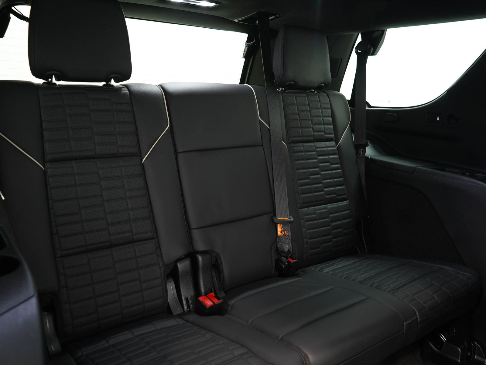 Used 2024 Cadillac Escalade Premium Luxury Platinum AWD/4WD image 15
