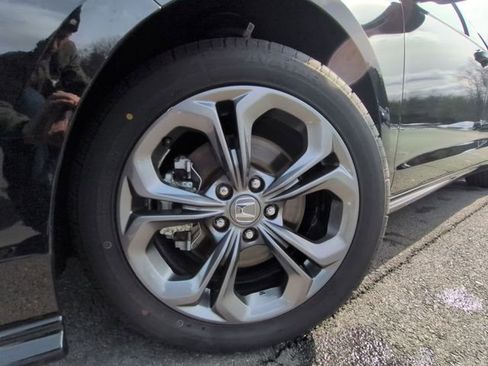 Used 2024 Honda Accord EX-L image 33