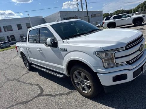 Used 2018 Ford F150 Lariat w/ Equipment Group 502A Luxury AWD/4WD image 3