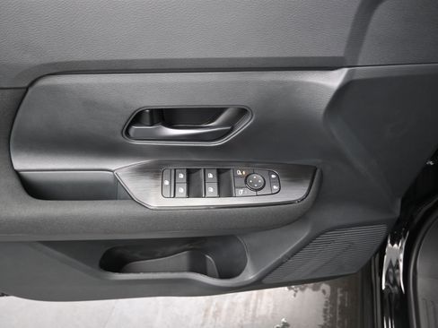 New 2026 Nissan Kicks S image 3