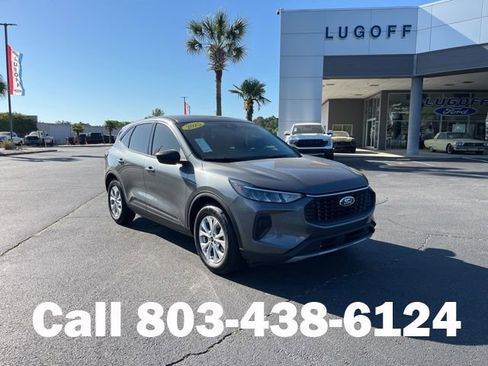 Used 2025 Ford Escape Active FWD image 1