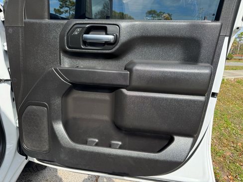 Used 2021 GMC Sierra 3500 2WD Crew Cab w/ Convenience Package image 33