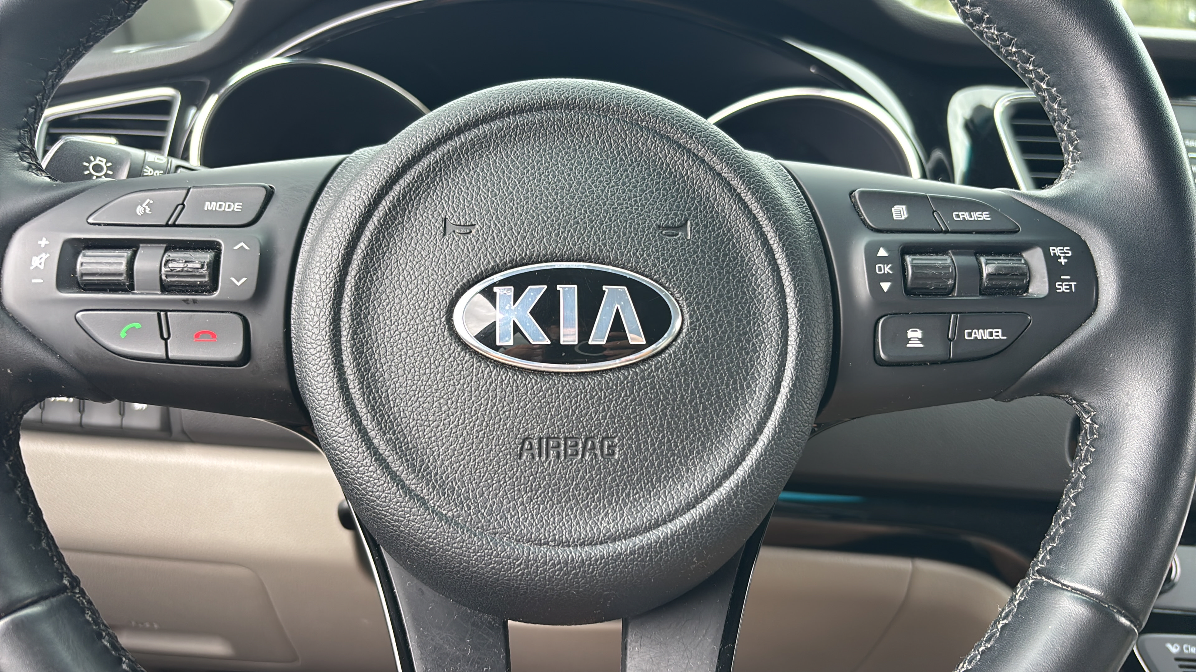 Used 2018 Kia Sedona EX FWD image 31