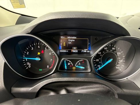 Certified 2017 Ford Escape Titanium w/ Equipment Group 301A image 18