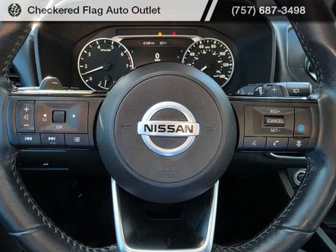 Used 2021 Nissan Rogue SV w/ Premium Package FWD image 14