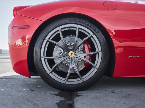 Used 2013 Ferrari 458 Italia Coupe image 28