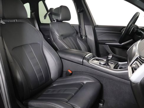 Used 2022 BMW X5 xDrive40i image 34