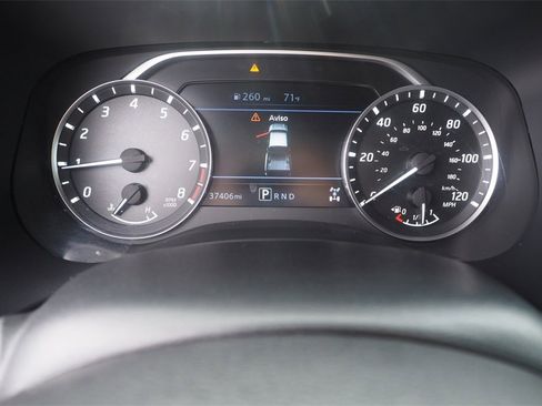 Used 2022 Nissan Frontier SV image 12