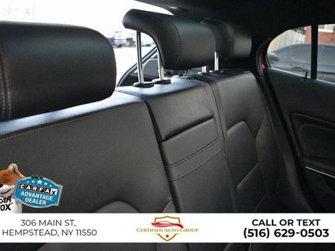 Used 2018 Mercedes-Benz GLA 250 4MATIC image 29