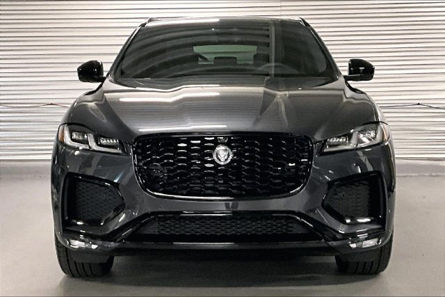 New 2026 Jaguar F-PACE R-Dynamic S AWD/4WD image 2