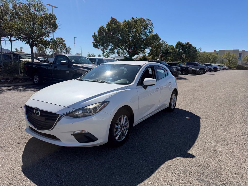 Used 2014 MAZDA MAZDA3 i Touring w/ Technology Package FWD image 1