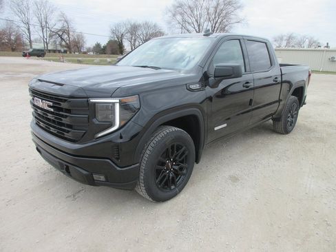 New 2026 GMC Sierra 1500 Elevation image 10