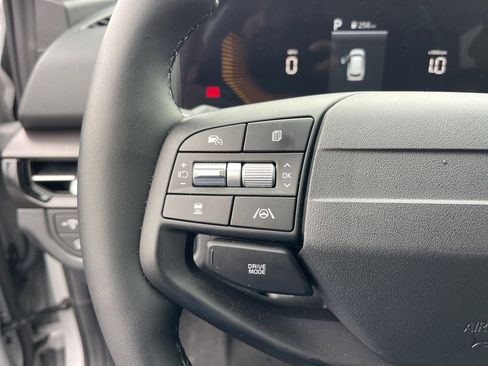 Used 2026 Kia Sportage EX image 17