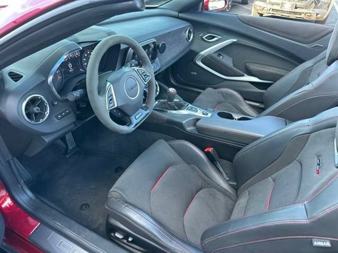 Used 2024 Chevrolet Camaro ZL1 RWD image 9