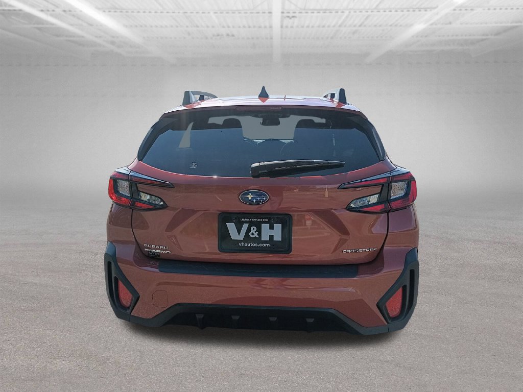 Used 2024 Subaru Crosstrek 2.0i Premium AWD/4WD image 3