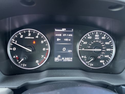 Used 2025 Subaru Forester Premium AWD/4WD image 23