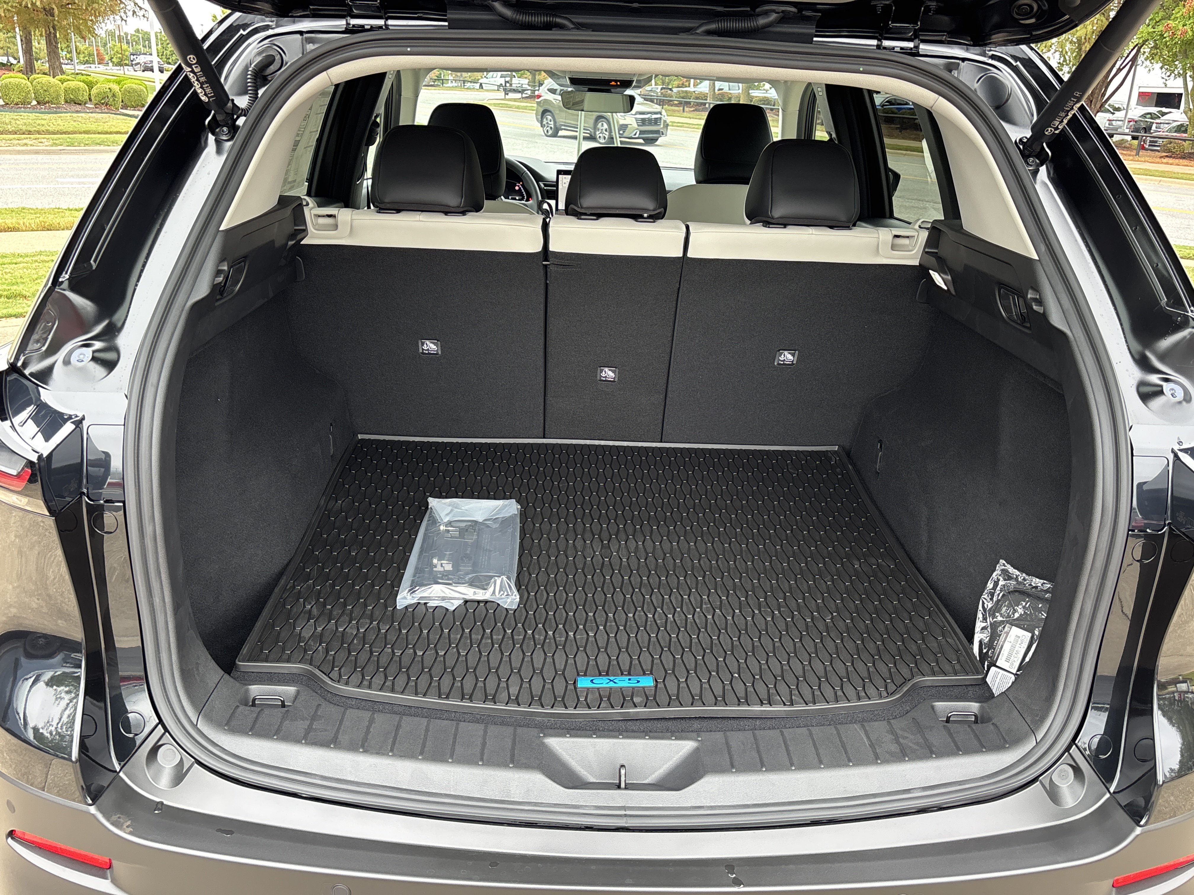 New 2026 MAZDA CX-5 Preferred AWD/4WD image 8