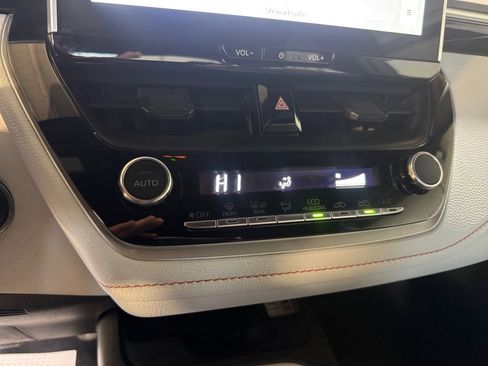 Used 2025 Toyota Corolla FX w/ Convenience Package image 30