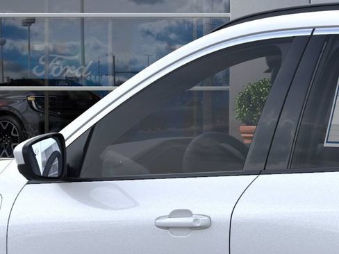 New 2025 Ford Escape SE FWD image 20